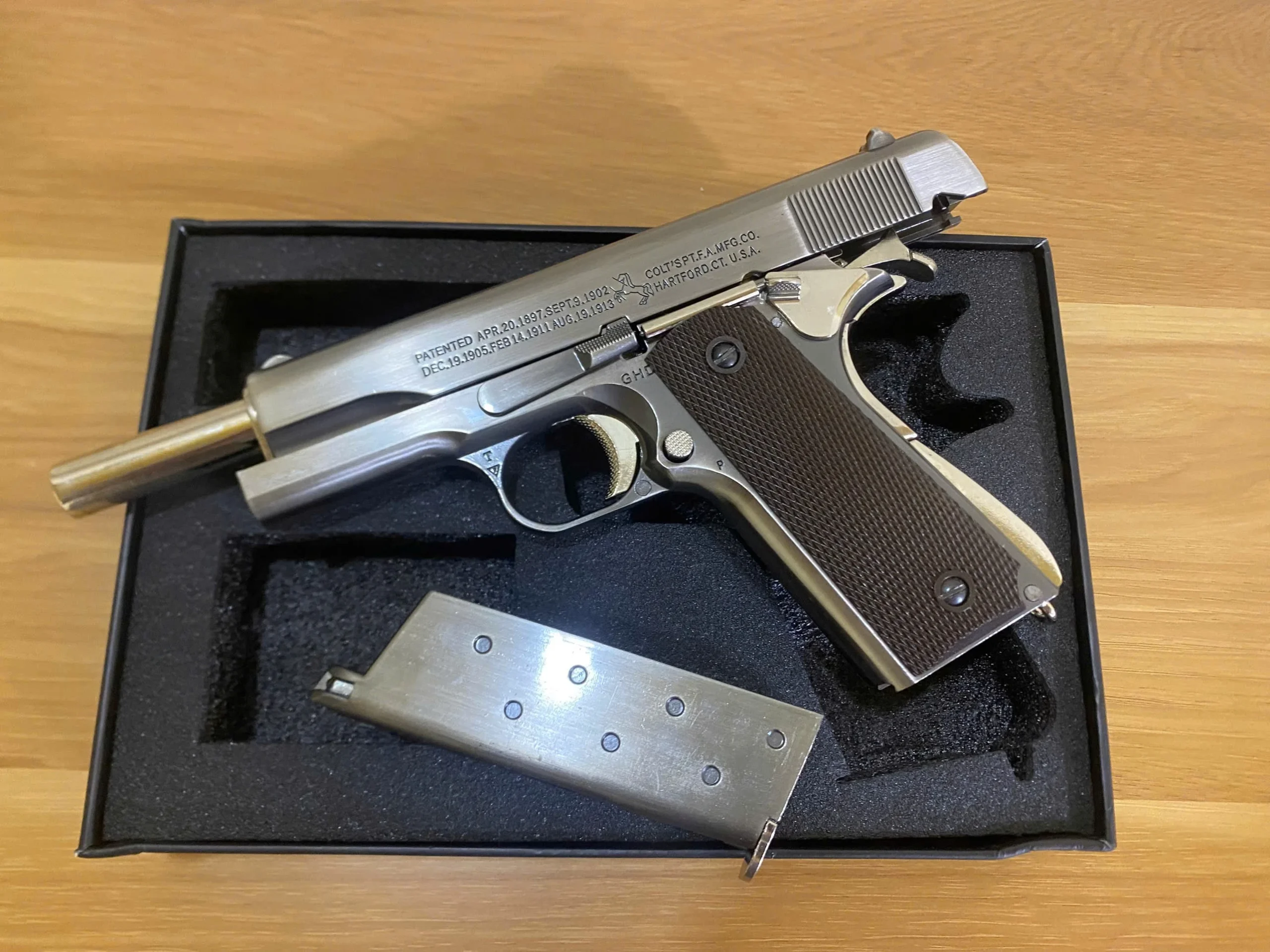 Mô hình Súng Kim Loại M1911 MÀU BẠC – AQK , đạn nhựa 6mm / cắc bụp , tỷ lệ 1 : 1 - Ảnh 4